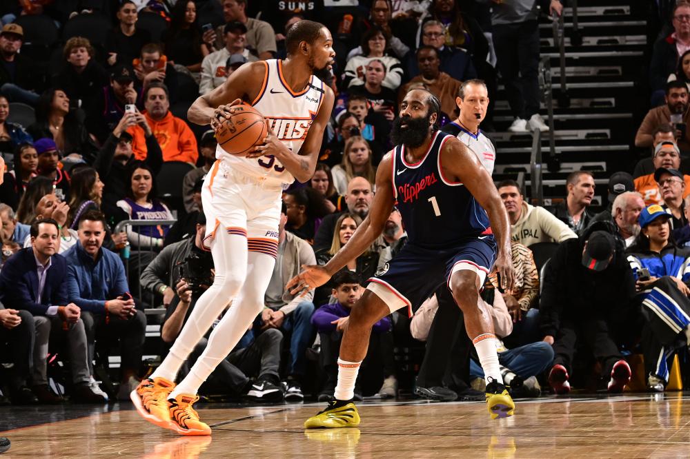 随着伊朗和 随着伊朗和