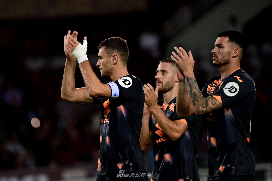 布置了一套 布置了一套