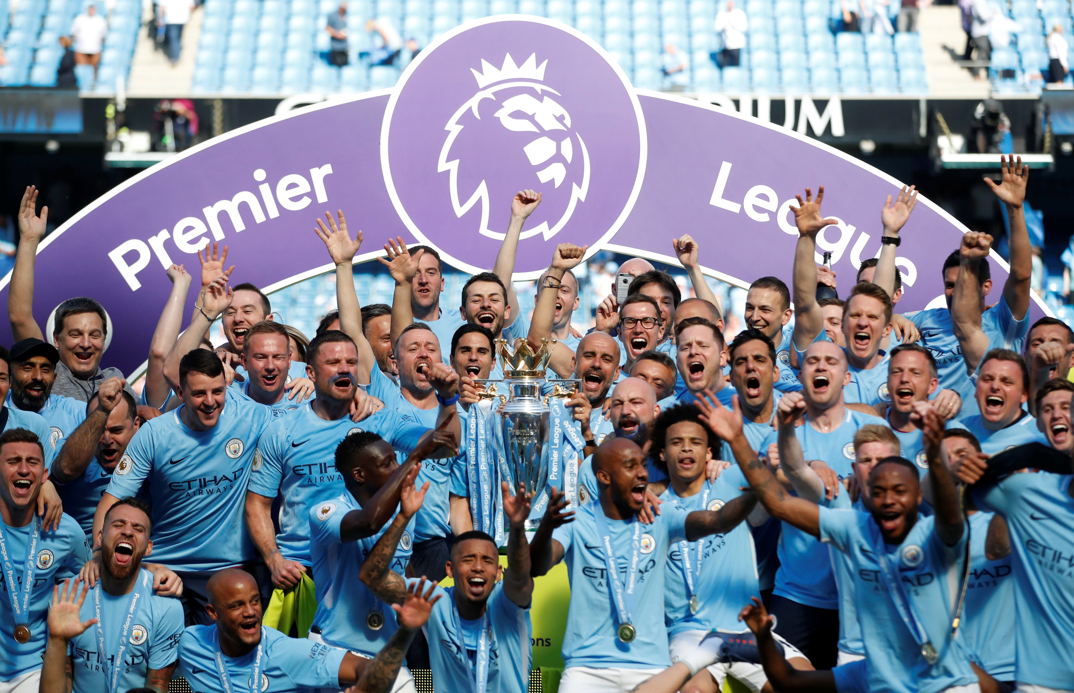 的稳健射门 的稳健射门